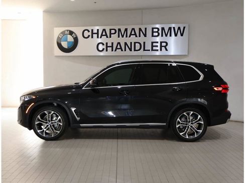 Used 2026 BMW X5 xDrive40i w/ Premium Package AWD/4WD image 3