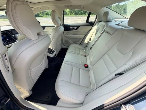 Used 2023 Volvo S60 B5 Ultimate w/ Climate Package AWD/4WD image 17