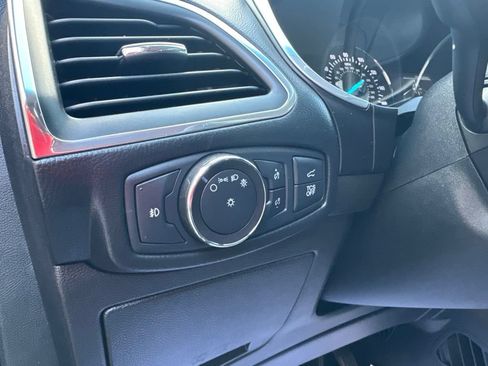 Used 2019 Ford Edge Titanium w/ Equipment Group 301A FWD image 17
