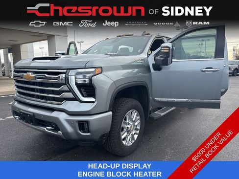 Used 2024 Chevrolet Silverado 3500 High Country w/ High Country Premium Package image 21