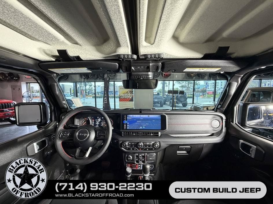 Used 2024 Jeep Gladiator Rubicon w/ Technology Group AWD/4WD image 24
