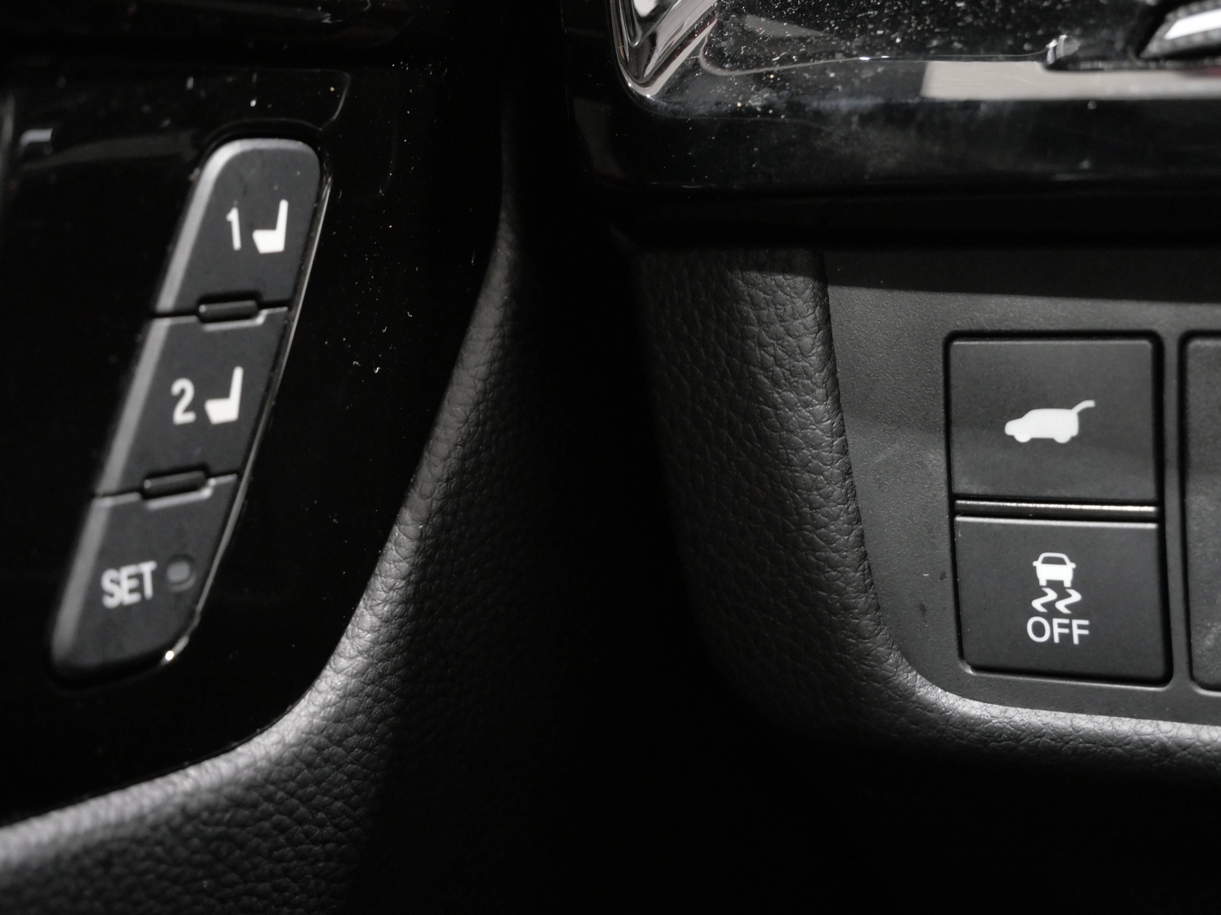Used 2024 Honda CR-V EX-L image 15