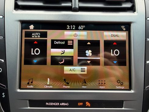 Used 2017 Lincoln MKZ Reserve w/ Technology Package FWD image 22