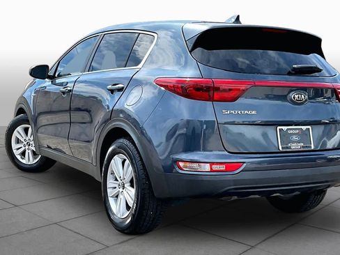 Used 2017 Kia Sportage LX AWD/4WD image 6