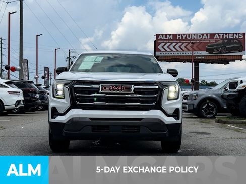 Used 2025 GMC Terrain Elevation AWD/4WD image 3
