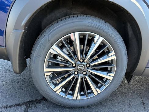 New 2026 Nissan Pathfinder Platinum image 27