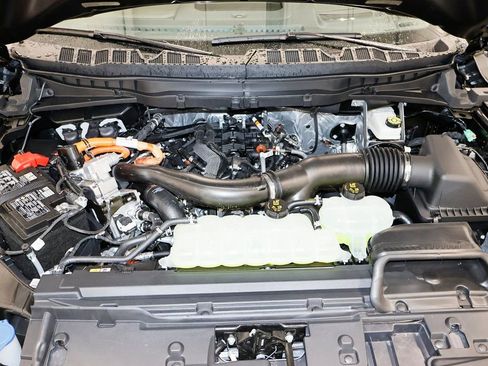 New 2025 Ford F150 Platinum w/ Equipment Group 703A Plus image 38