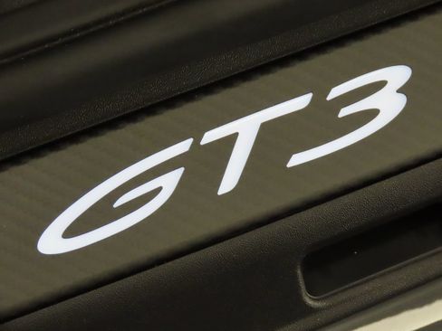 Certified 2026 Porsche 911 GT3 RWD image 41