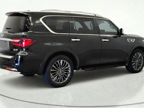 Used 2024 INFINITI QX80 Sensory w/ Cargo Package AWD/4WD image 9