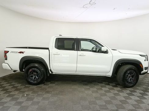 Used 2026 Nissan Frontier PRO-4X AWD/4WD image 12