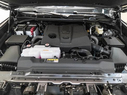 Certified 2026 Toyota Tundra SR5 AWD/4WD image 34