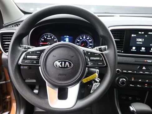 Used 2020 Kia Sportage LX FWD image 7