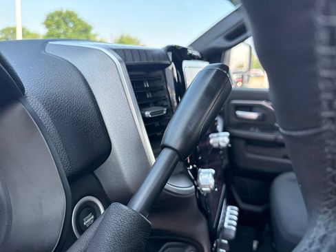 Used 2025 RAM 2500 Big Horn AWD/4WD image 39