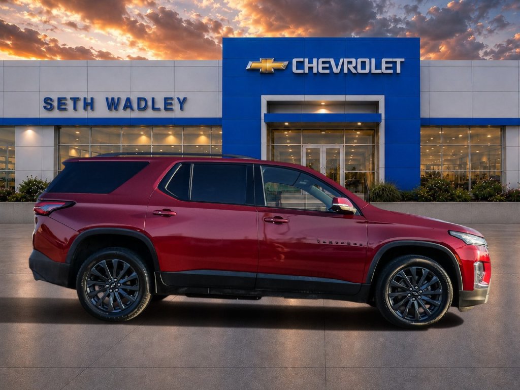 Used 2022 Chevrolet Traverse RS w/ LPO, Floor Liner Package FWD image 8