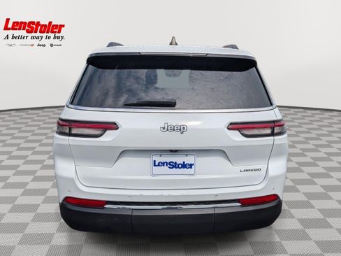 Used 2023 Jeep Grand Cherokee L Laredo RWD image 4