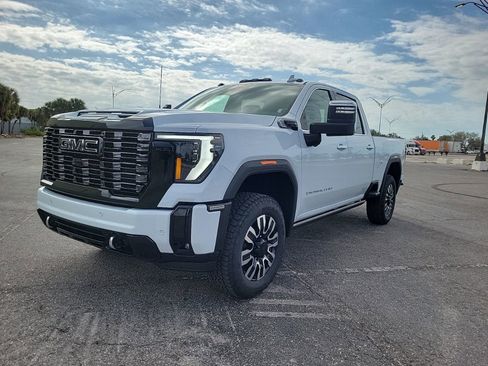 New 2026 GMC Sierra 2500 Denali Ultimate image 2