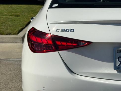 Used 2023 Mercedes-Benz C 300 Sedan image 11