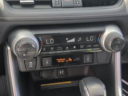Certified 2019 Toyota RAV4 Limited w/ Advanced Technology Package AWD/4WD image 19