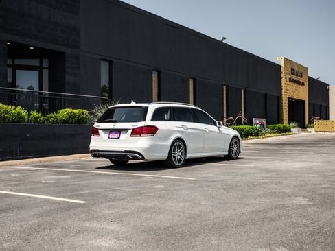 Used 2015 Mercedes-Benz E 350 4MATIC Wagon image 44