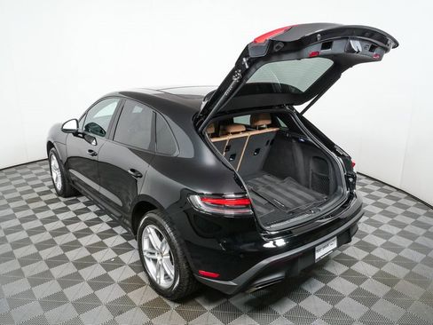 New 2025 Porsche Macan AWD image 34
