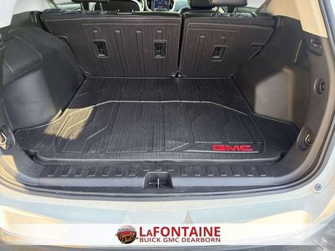 Used 2023 GMC Terrain SLT AWD/4WD image 24