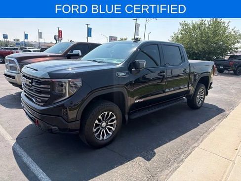Used 2022 GMC Sierra 1500 AT4 w/ AT4 Premium Package AWD/4WD image 11