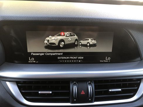 Used 2018 Alfa Romeo Stelvio Sport w/ Quick Order Package 22J Sport image 27