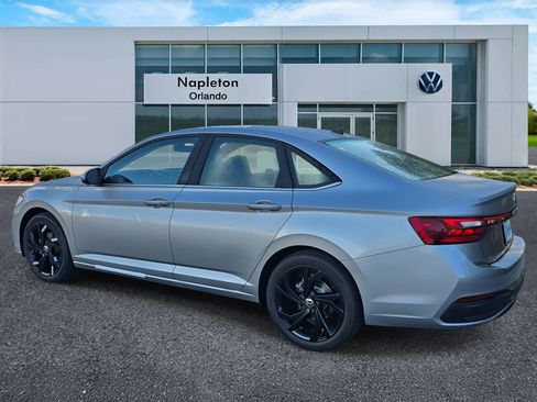 New 2026 Volkswagen Jetta SE image 7