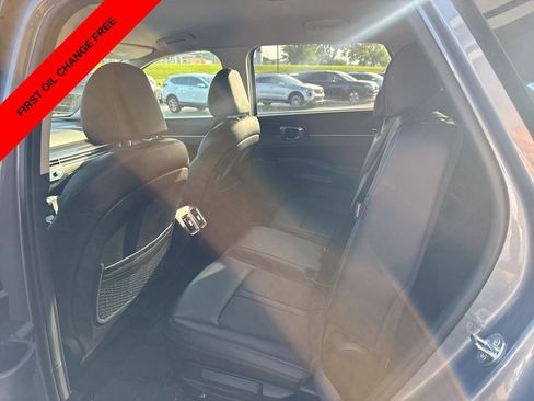 Used 2025 Kia Sorento S FWD image 7