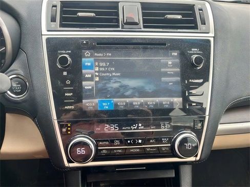 Used 2018 Subaru Outback 3.6R Limited image 19