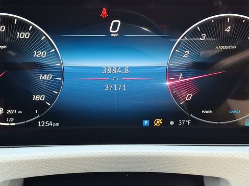 Used 2024 Mercedes-Benz CLA 250 4MATIC image 21