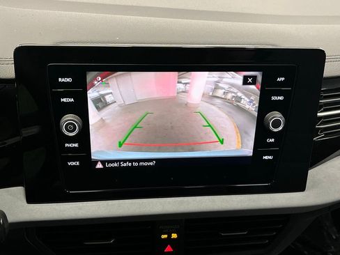 New 2025 Volkswagen Jetta SE image 27