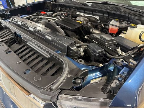 Used 2022 Chevrolet Silverado 3500 High Country w/ Z71 Off-Road Package AWD/4WD image 45