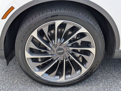Used 2023 Lincoln Aviator Reserve w/ Equipment Group 201A RWD image 13