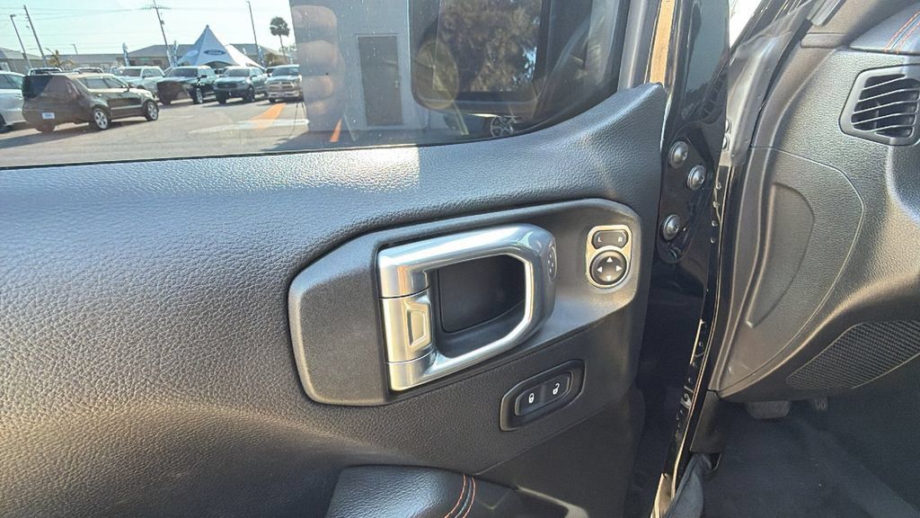 Used 2022 Jeep Gladiator Mojave w/ Trailer Tow Package AWD/4WD image 13