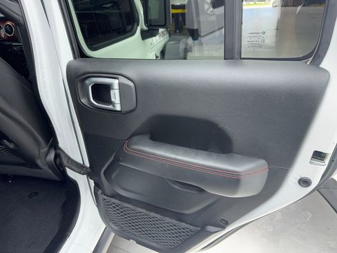Used 2020 Jeep Wrangler Unlimited Rubicon image 38