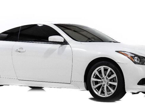 Used 2011 INFINITI G37 Journey w/ Premium Pkg RWD image 1