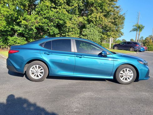 Certified 2025 Toyota Camry LE image 8