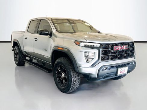 Used 2024 GMC Canyon Elevation w/ Elevation Premium Package RWD image 3