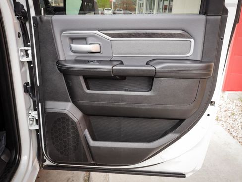 Used 2022 RAM 2500 Big Horn w/ Cold Weather Group image 29