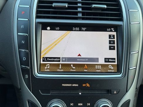 Used 2019 Lincoln Nautilus Select AWD/4WD image 14