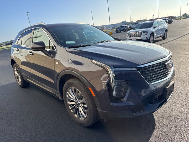 Used 2025 Cadillac XT4 Premium Luxury AWD/4WD image 5