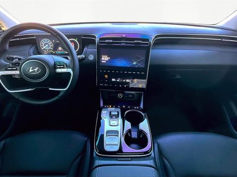 Used 2024 Hyundai Tucson Limited image 16