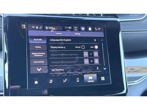 Used 2023 Jeep Grand Cherokee Altitude AWD/4WD image 16
