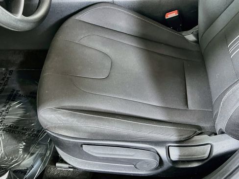 Used 2023 Hyundai Elantra SEL FWD image 18