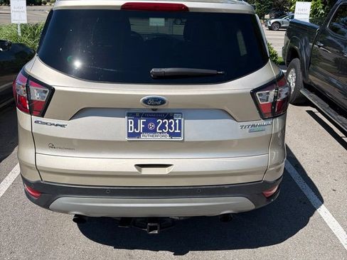 Used 2018 Ford Escape Titanium FWD image 7