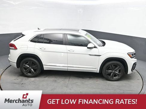 Used 2022 Volkswagen Atlas Cross Sport SEL R-Line AWD/4WD image 32