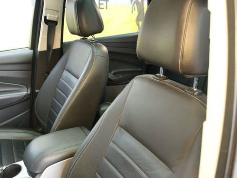 Used 2013 Ford Escape SEL image 17