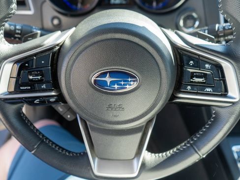 Used 2018 Subaru Outback 3.6R Limited AWD/4WD image 18