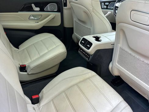 Used 2020 Mercedes-Benz GLS 580 4MATIC image 32